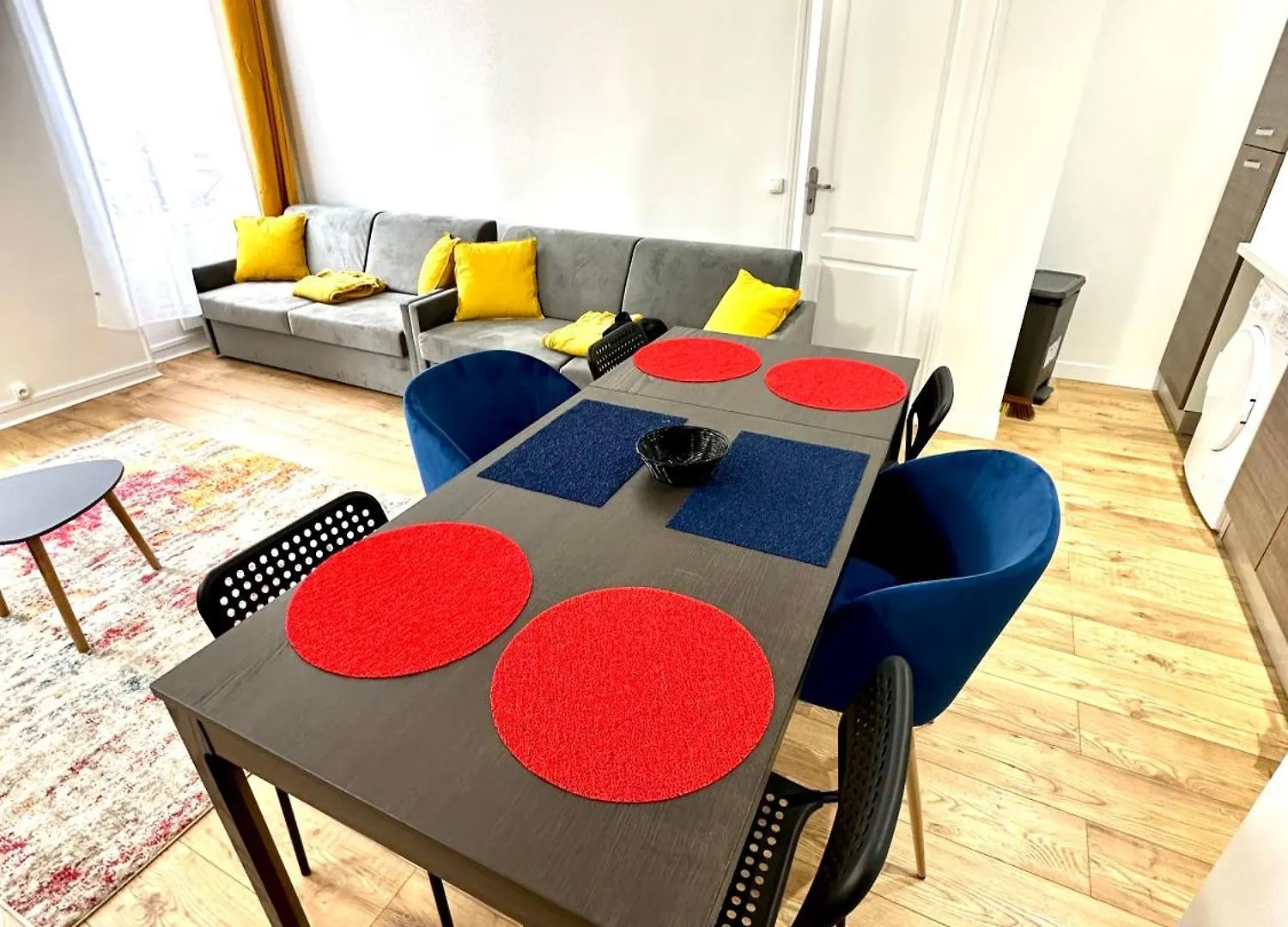 Refait A Neuf 2 Pieces - Paris - Tout Equipe - Parking Apartment
